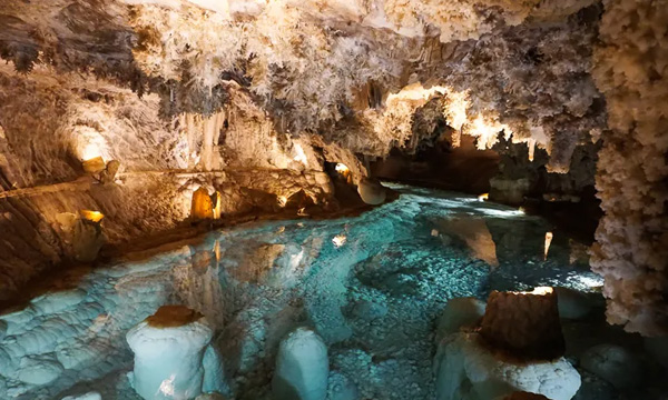 actividad-gruta-maravillas-aracena-la-escapada-apartamentos-alhama-aragon